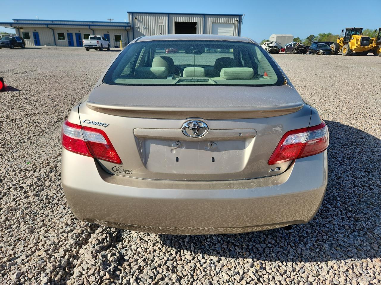 2009 Toyota Camry Le - Фото 6