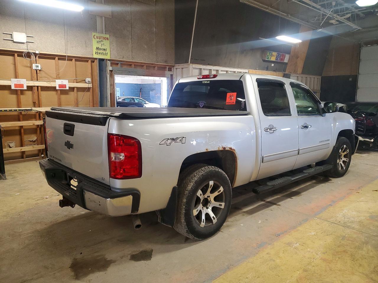2013 Chevrolet Silverado K1500 Lt - Фото 3