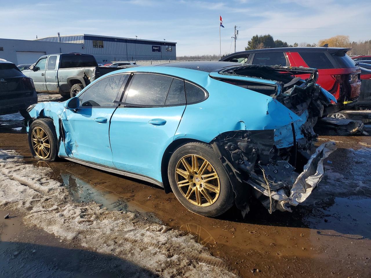 2018 Porsche Panamera 4 - Image 2