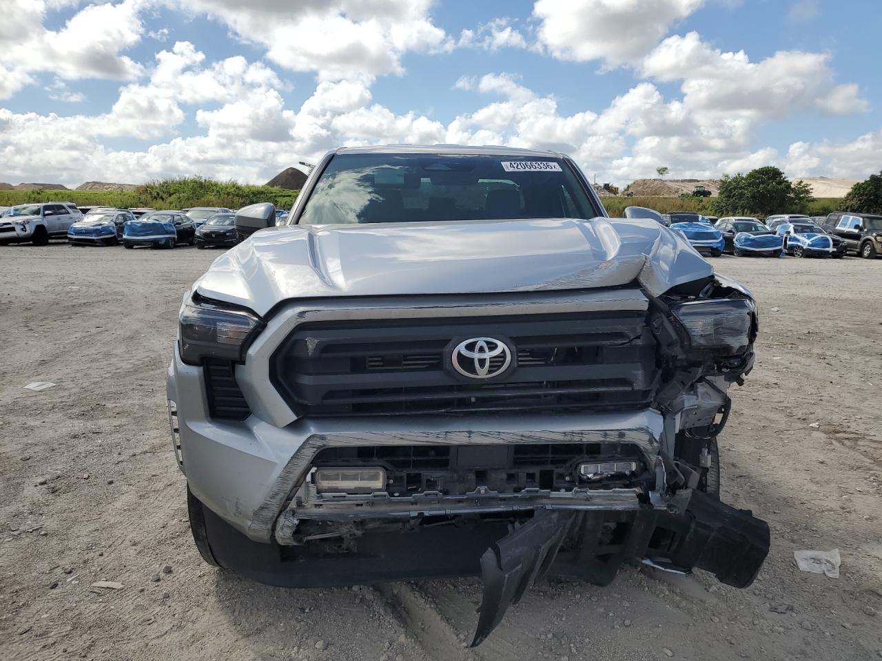 2025 Toyota Tacoma Sr5 - Фото 5