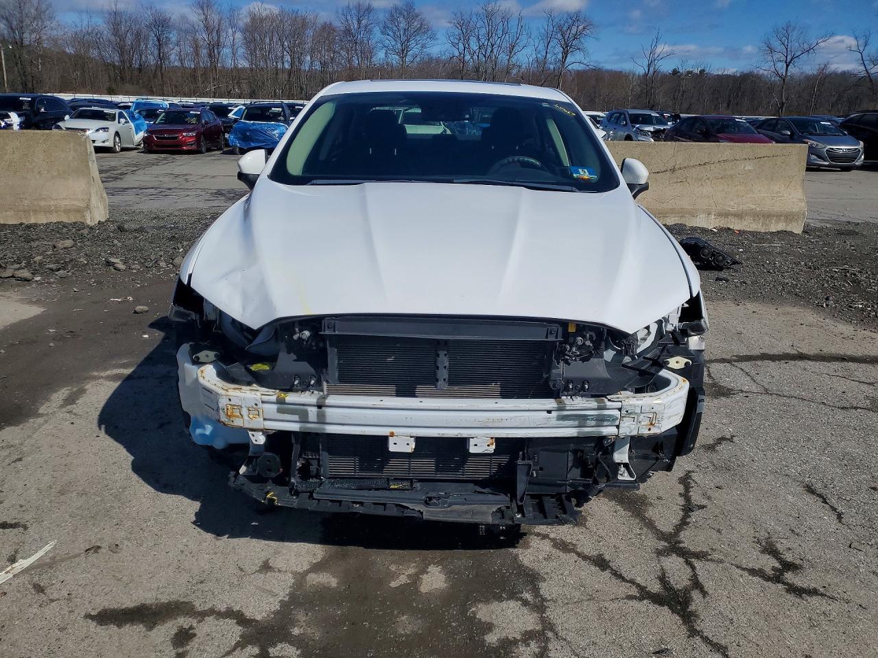2020 Ford Fusion Se - Фото 5