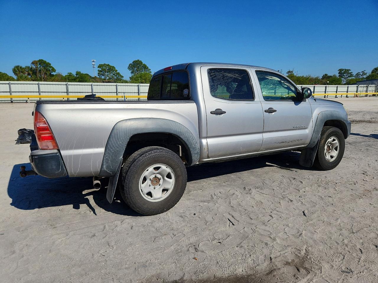 2014 Toyota Tacoma - Фото 3