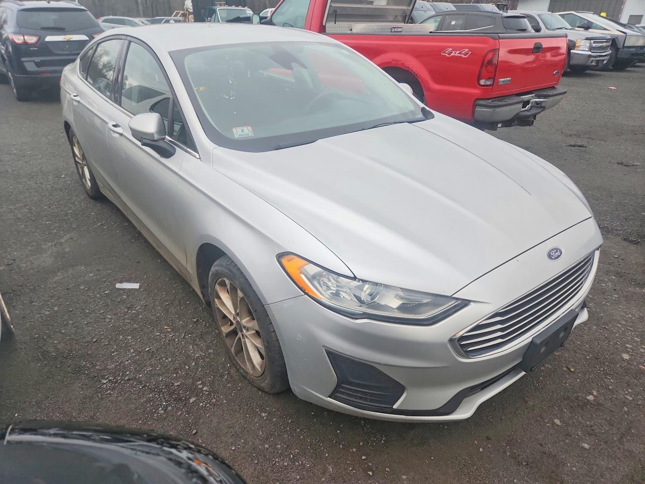 2019 Ford Fusion Se - Фото 4