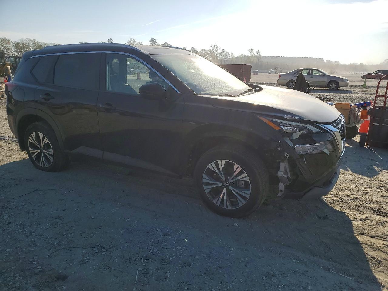 2022 Nissan Rogue Sv - Image 4