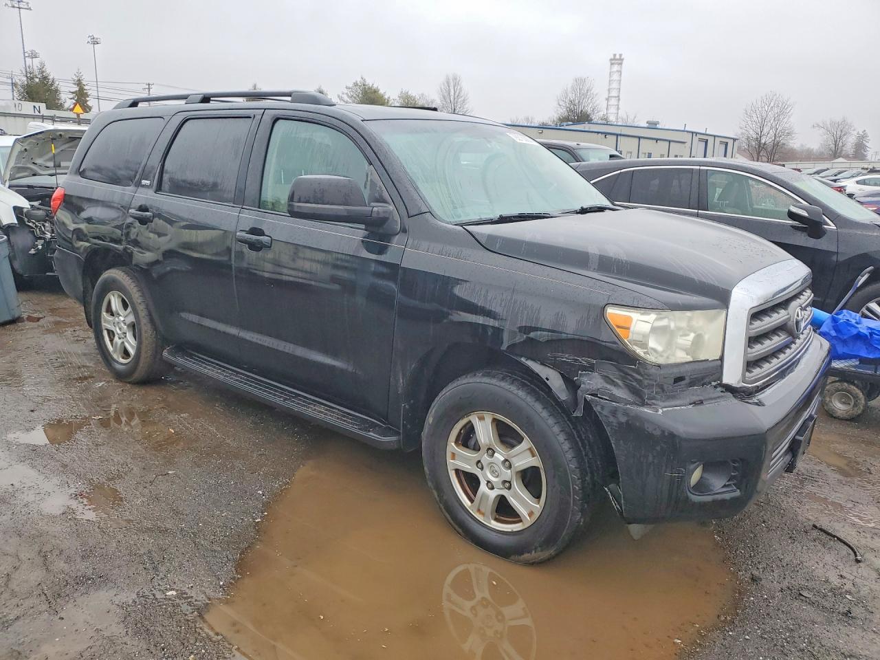 2011 Toyota Sequoia Sr5 - Фото 4