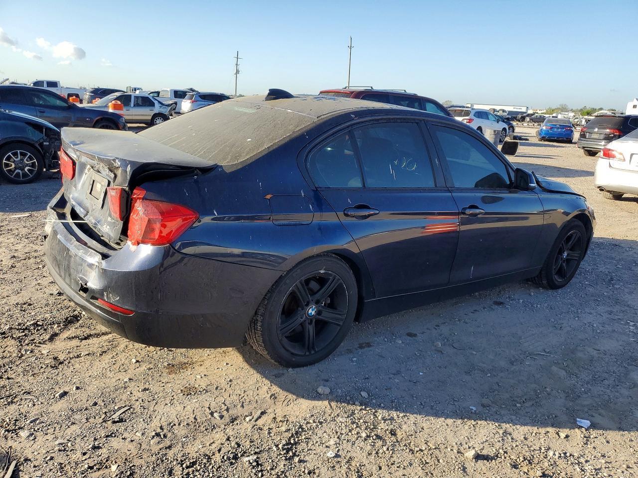 2013 BMW 328I - Фото 3