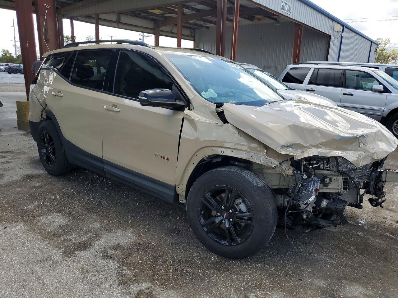 2022 GMC Terrain At4 - Фото 4