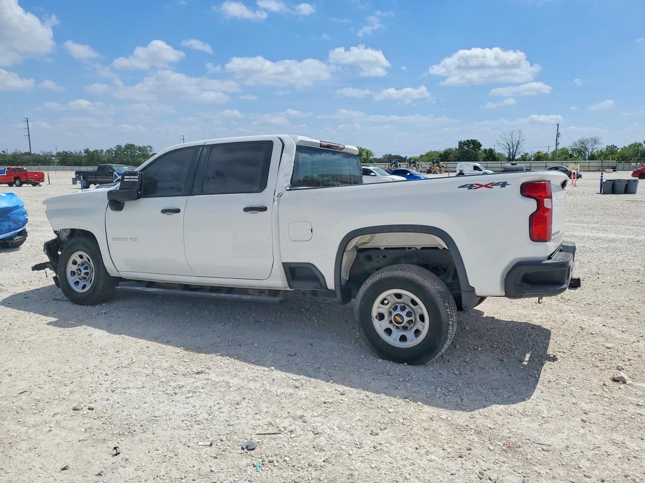 2023 Chevrolet Silverado K2500 Heavy Duty - Фото 2