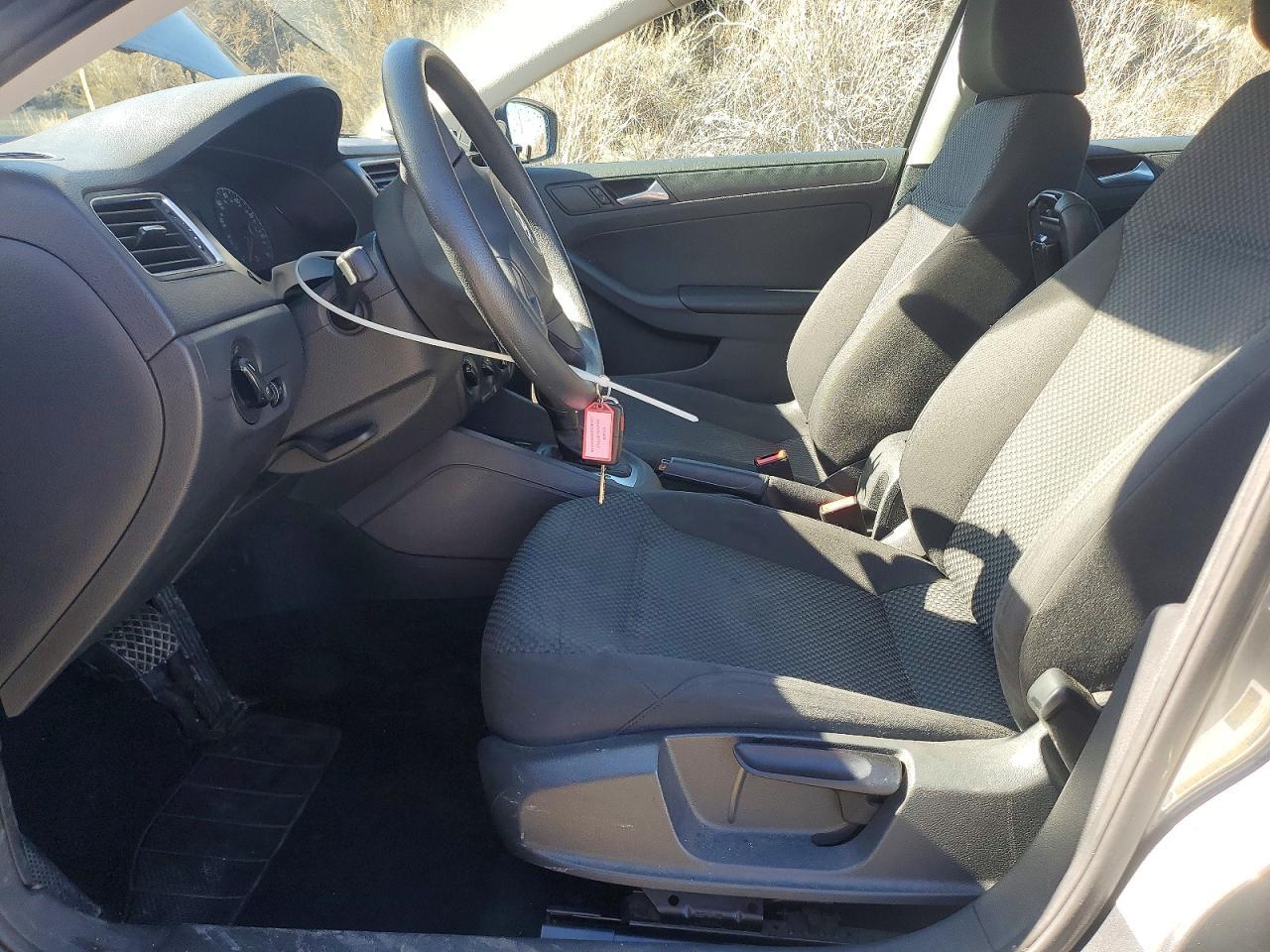 2014 Volkswagen Jetta Base - Image 7