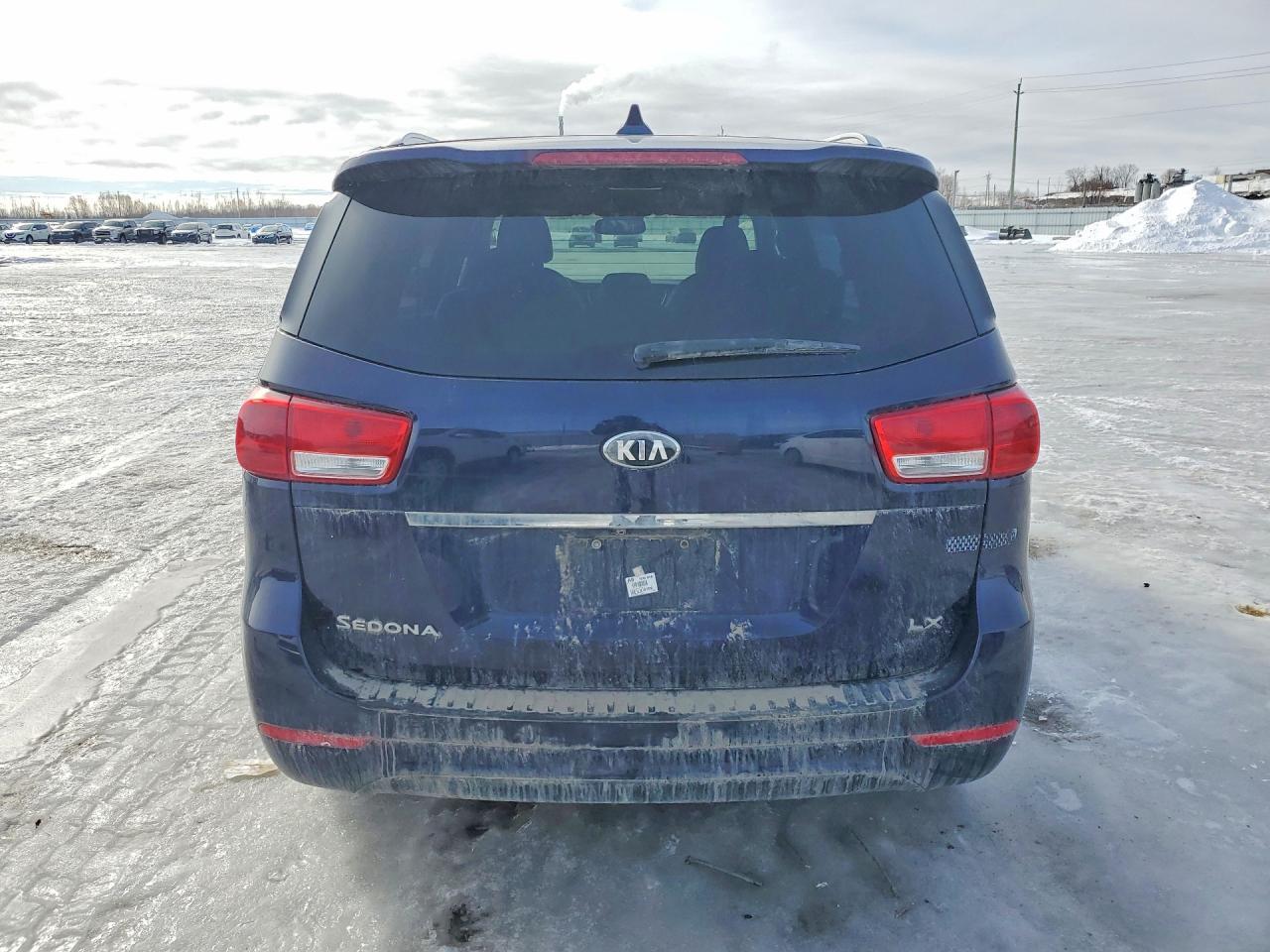 2018 Kia Sedona Lx - Фото 6