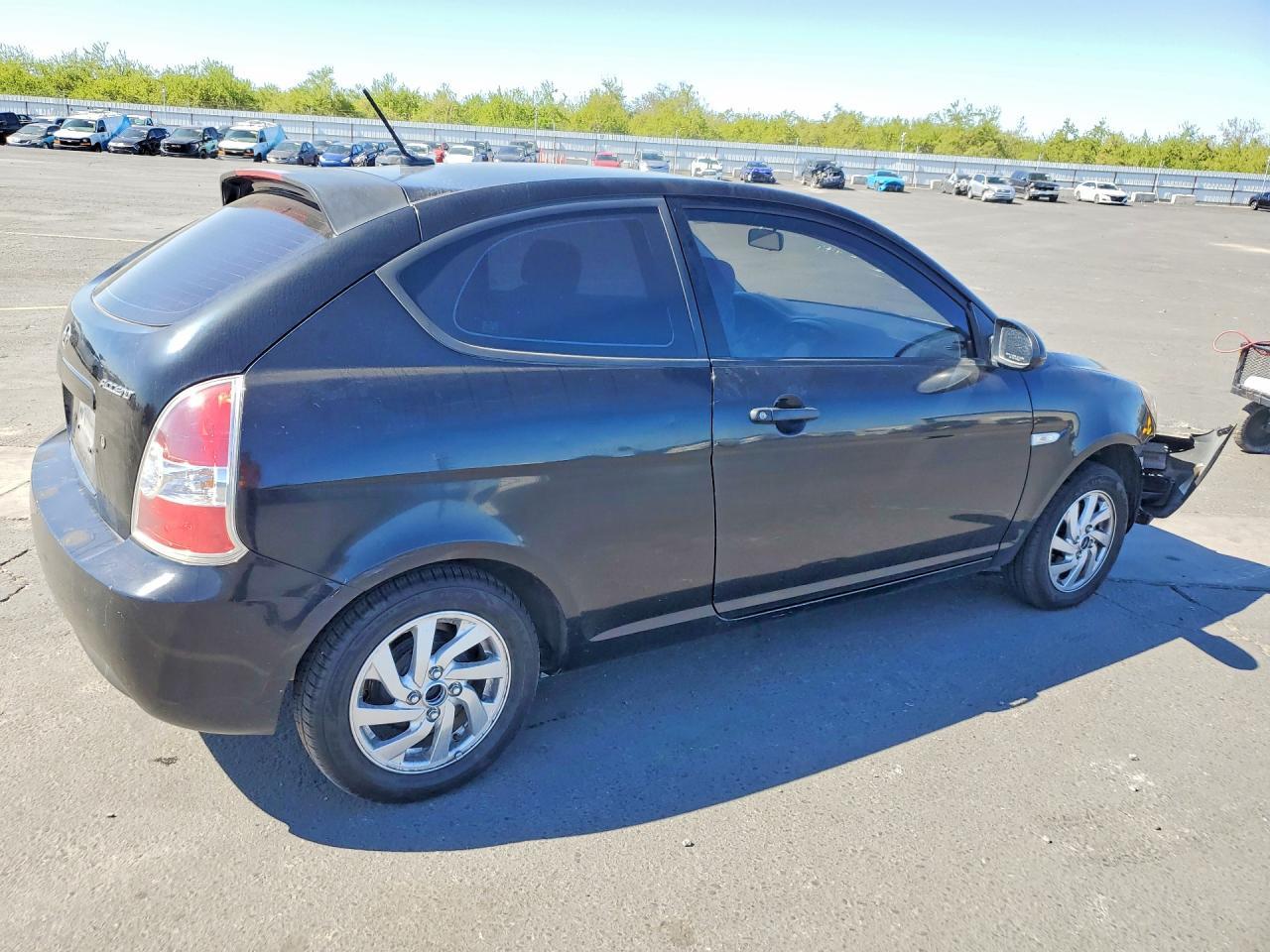 2008 Hyundai Accent Gs - Фото 3