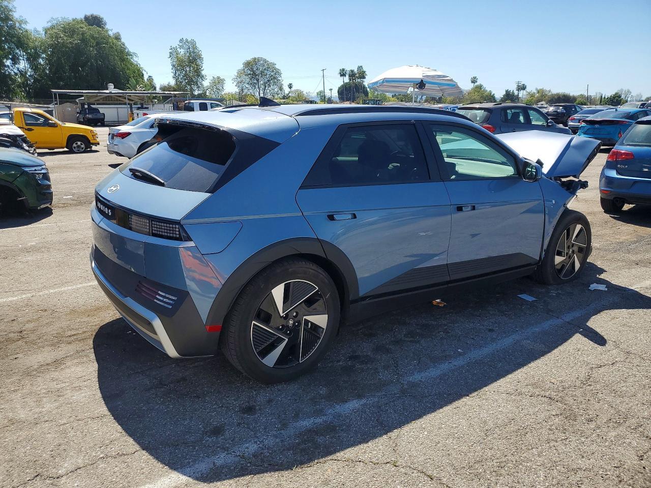 2025 Hyundai Ioniq 5 Sel - Image 3