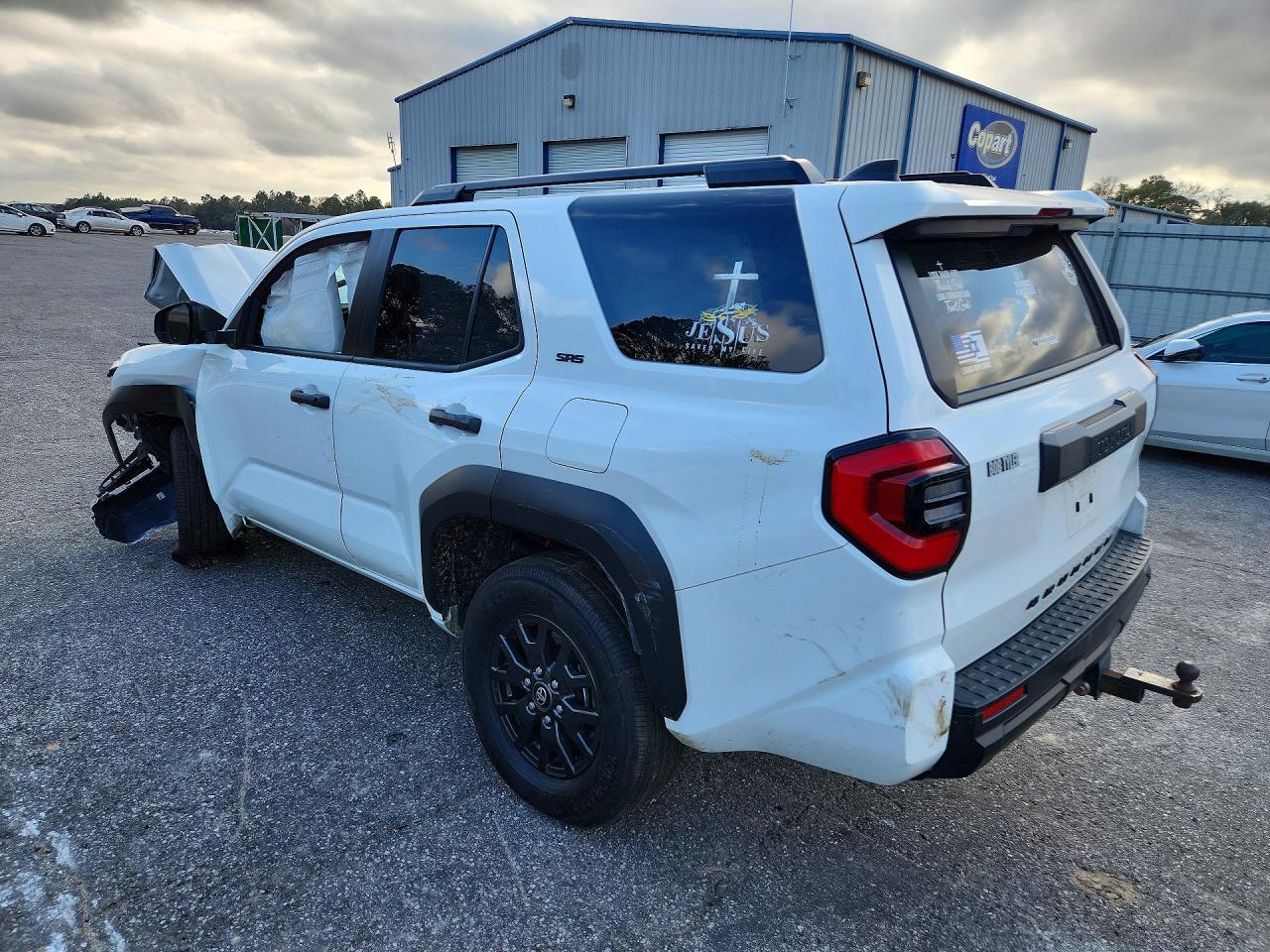 2025 Toyota 4Runner Sr5 - Image 2