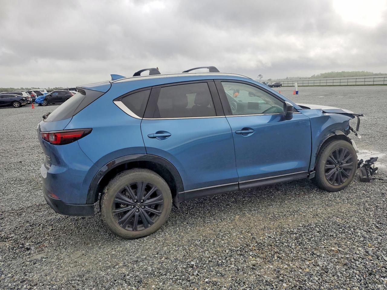 2024 Mazda Cx-5 Premium - Image 3