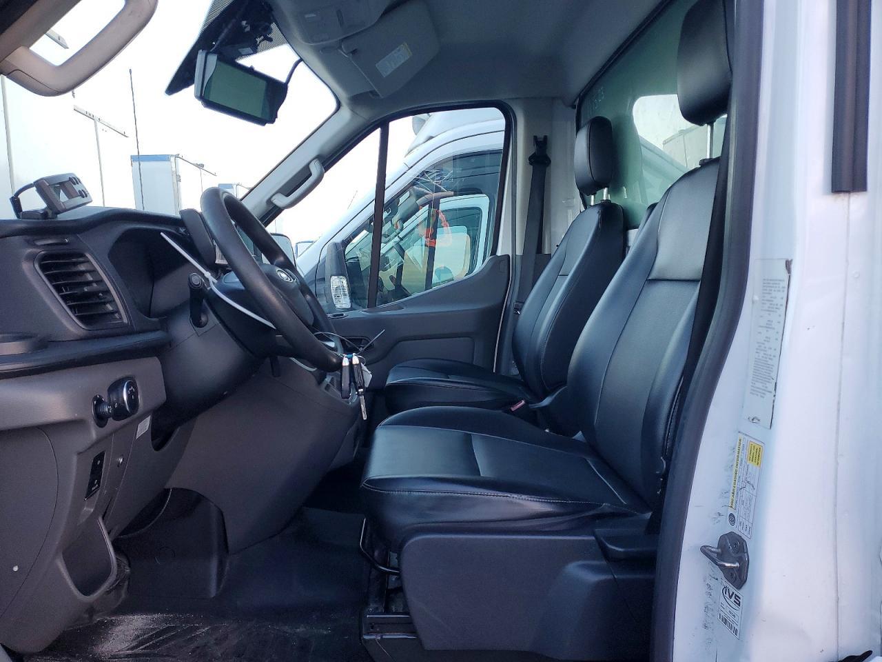 2021 Ford Transit Delivery Truck - Фото 7