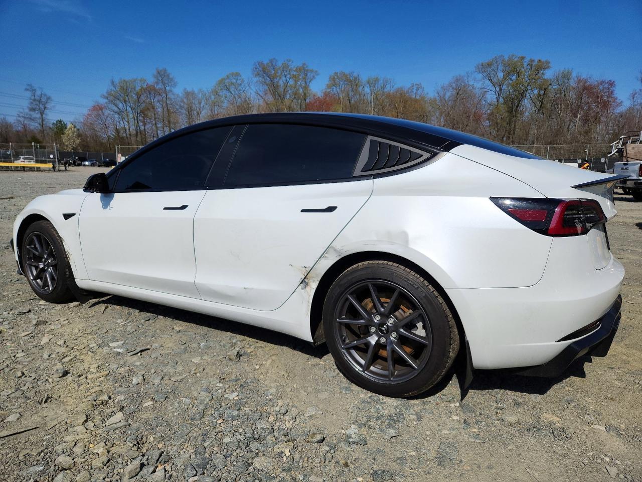 2023 Tesla Model 3 - Image 2