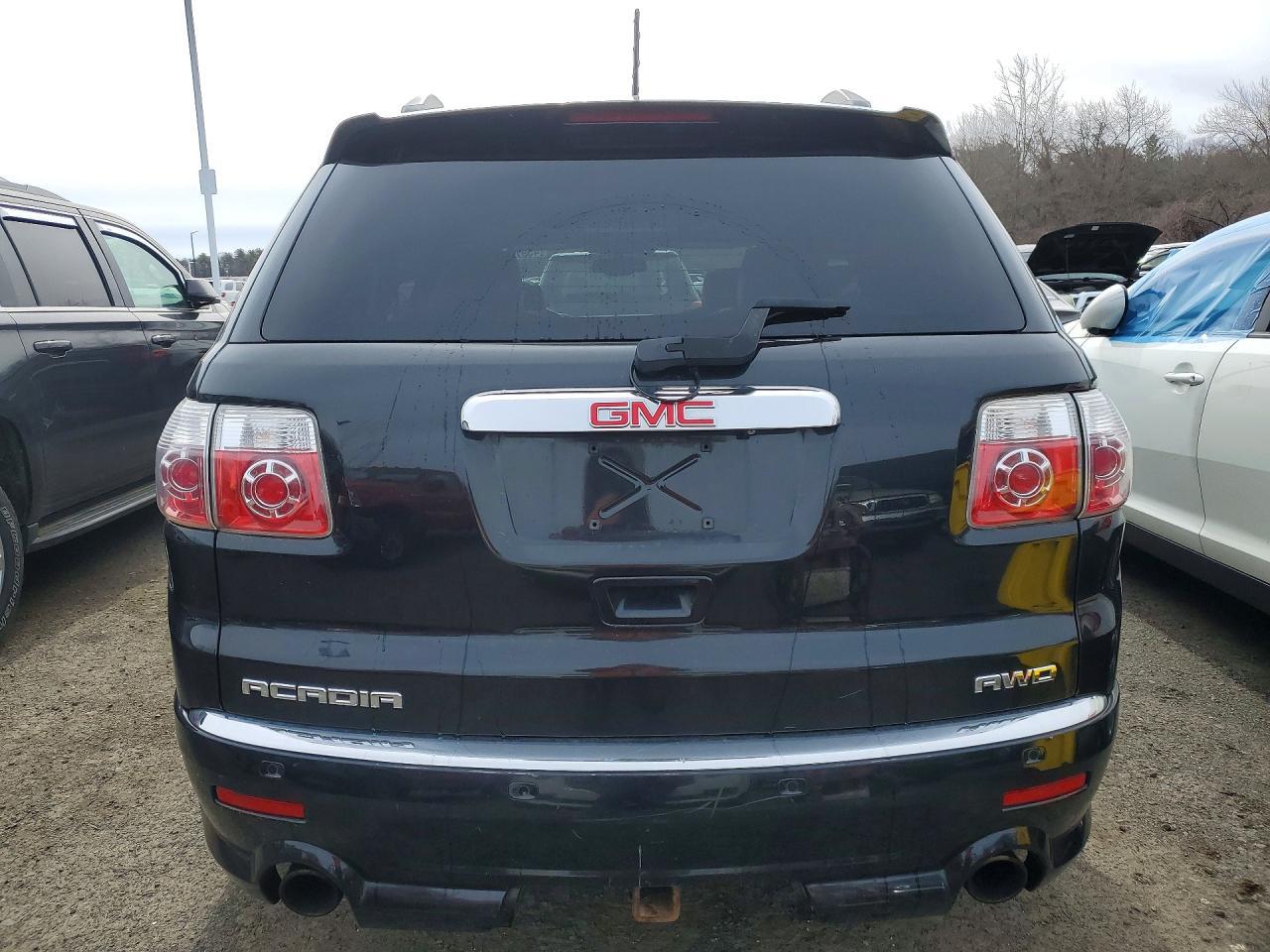 2012 GMC Acadia Denali - Image 6