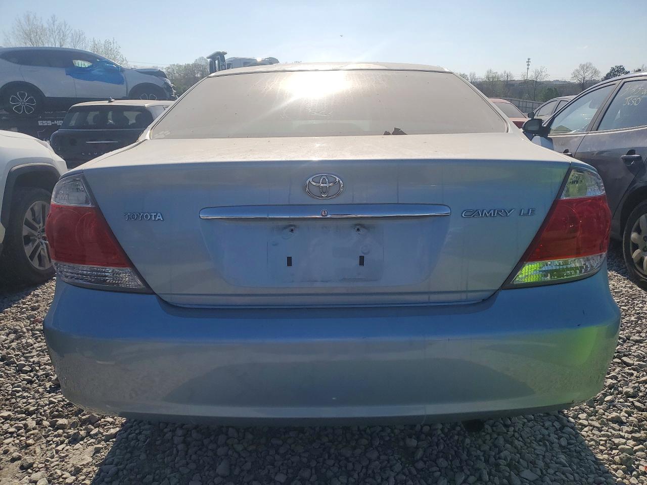 2006 Toyota Camry Le - Image 6