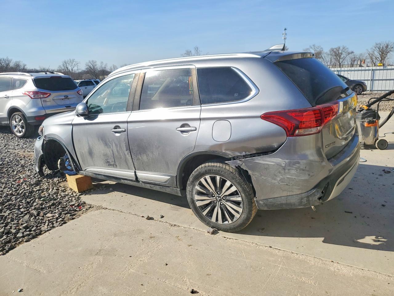 2019 Mitsubishi Outlander Se - Фото 2
