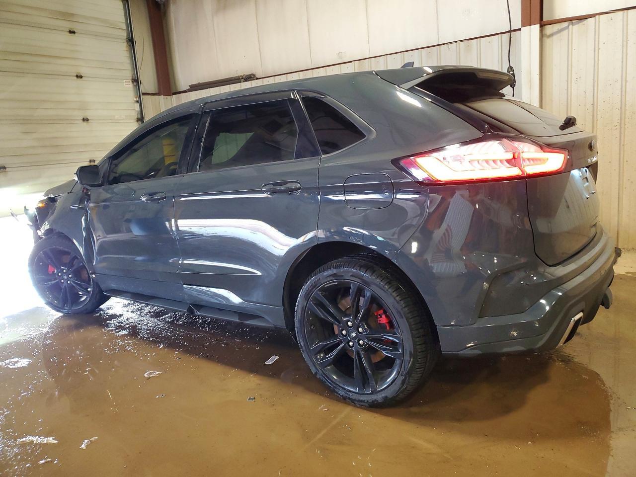2021 Ford Edge St - Фото 2