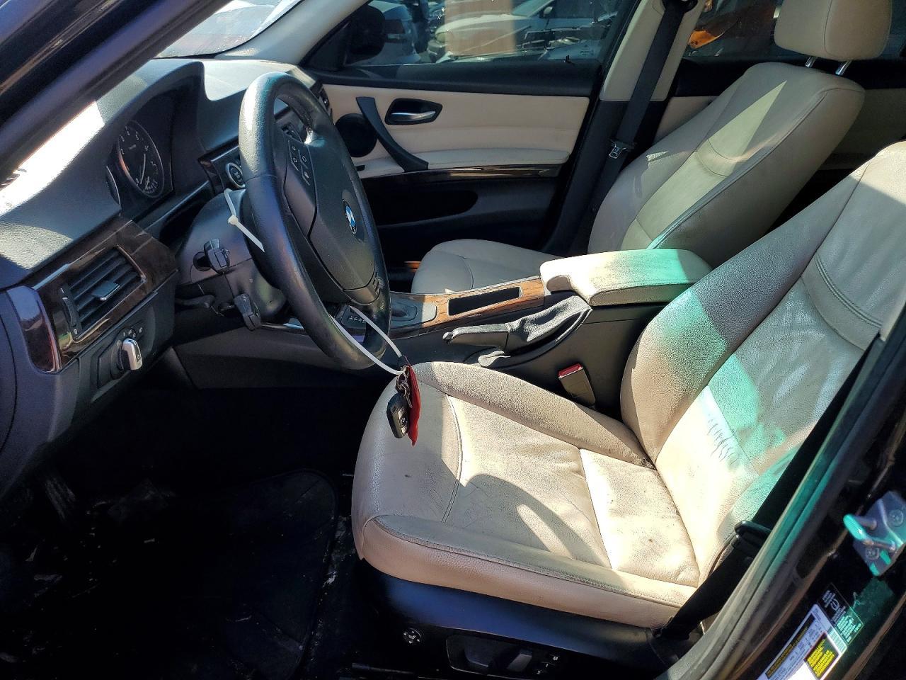 2011 BMW 328 Xi - Image 7