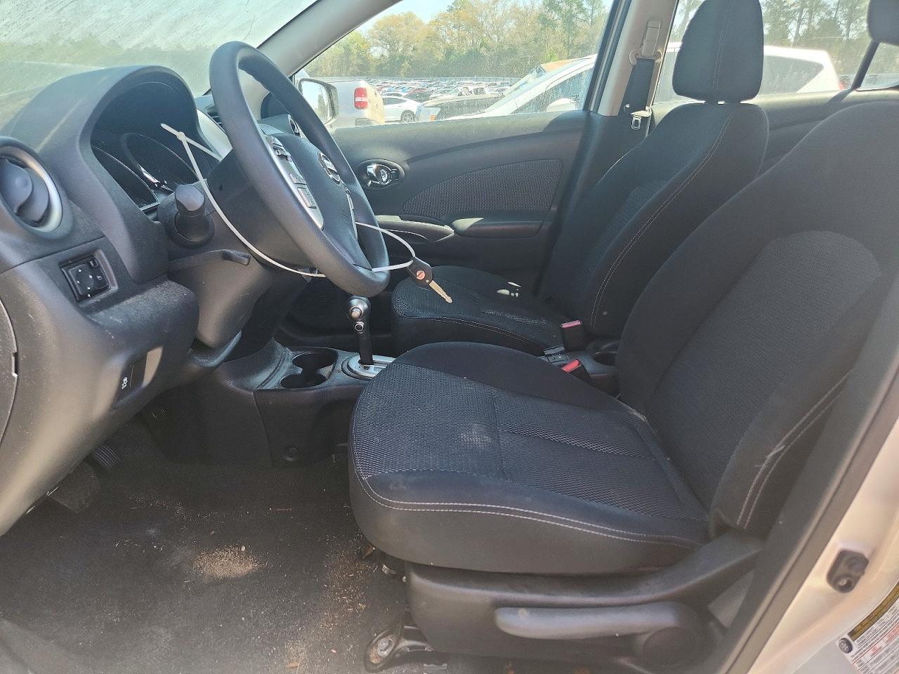 2015 Nissan Versa 1.6 Sv - Image 7