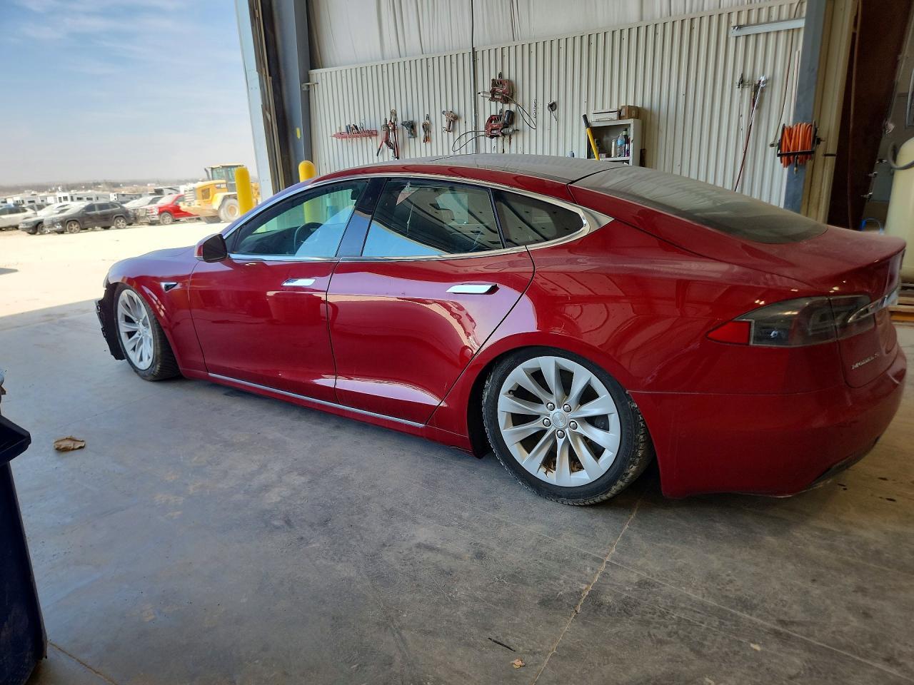 2017 Tesla Model S - Фото 2