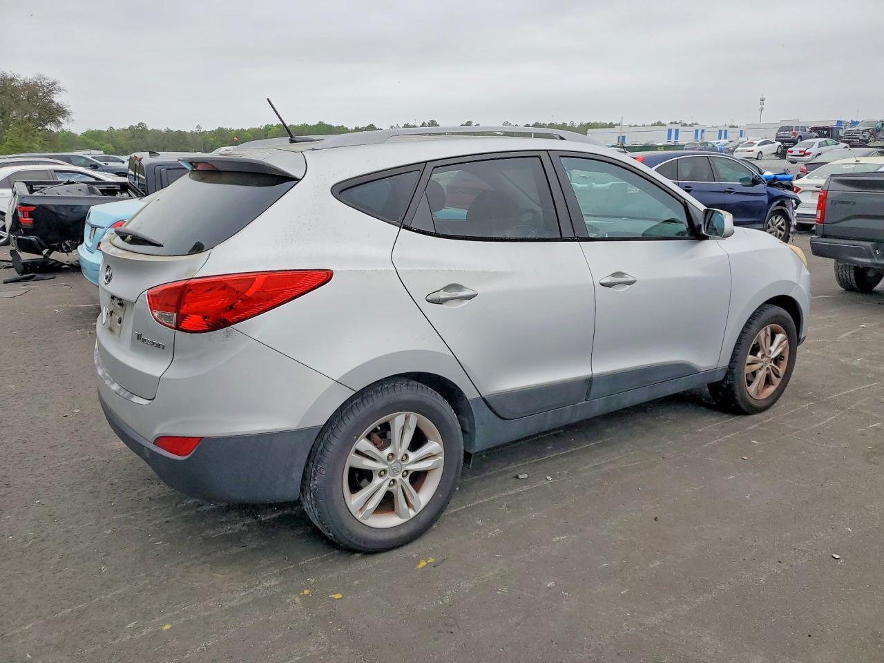 2010 Hyundai Tucson Gls - Image 3
