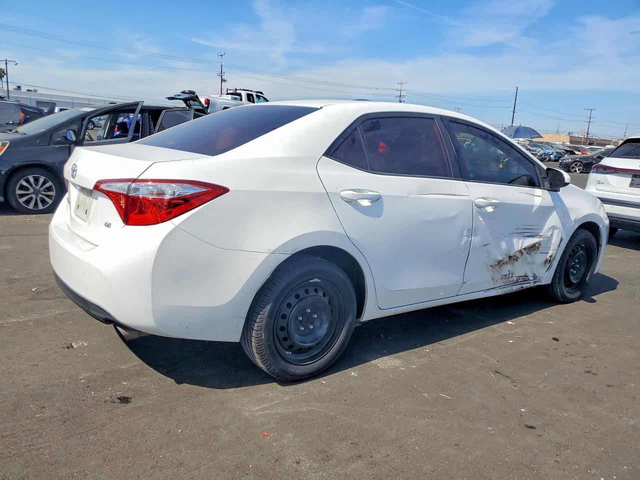 2016 Toyota Corolla Le - Image 3