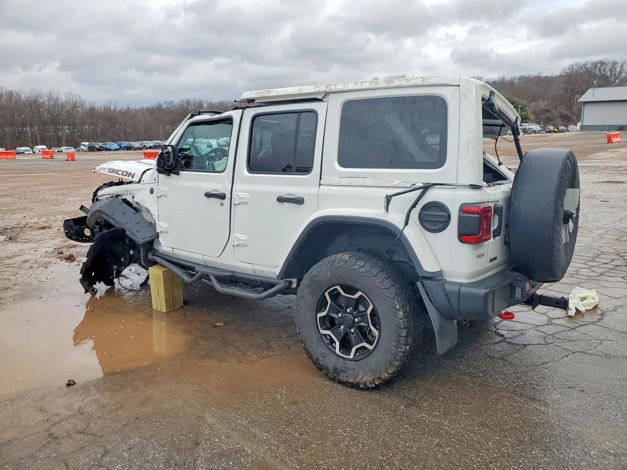2023 Jeep Wrangler Rubicon - Фото 2