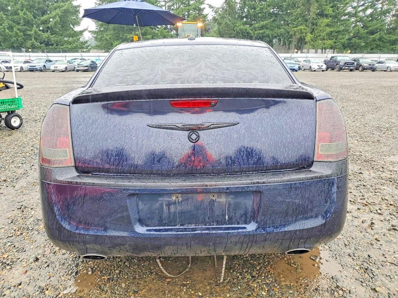 2012 Chrysler 300 - Фото 6