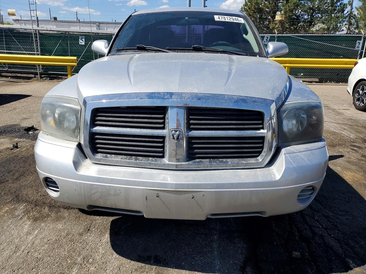 2006 Dodge Dakota Quad - Фото 5
