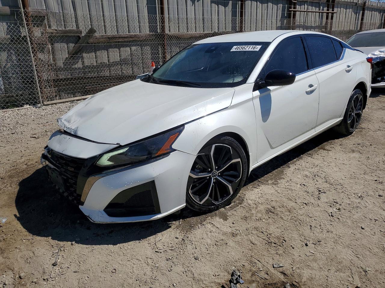2025 Nissan Altima 2.5 Sr