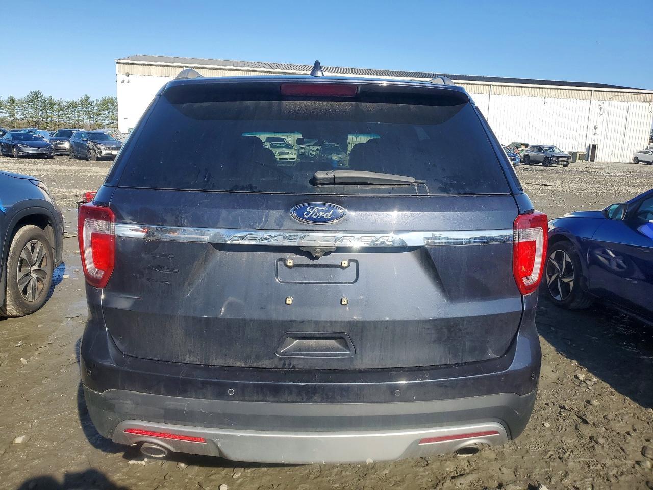 2017 Ford Explorer Xlt - Image 6