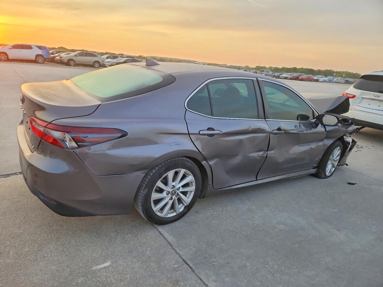 2023 Toyota Camry Le - Image 3