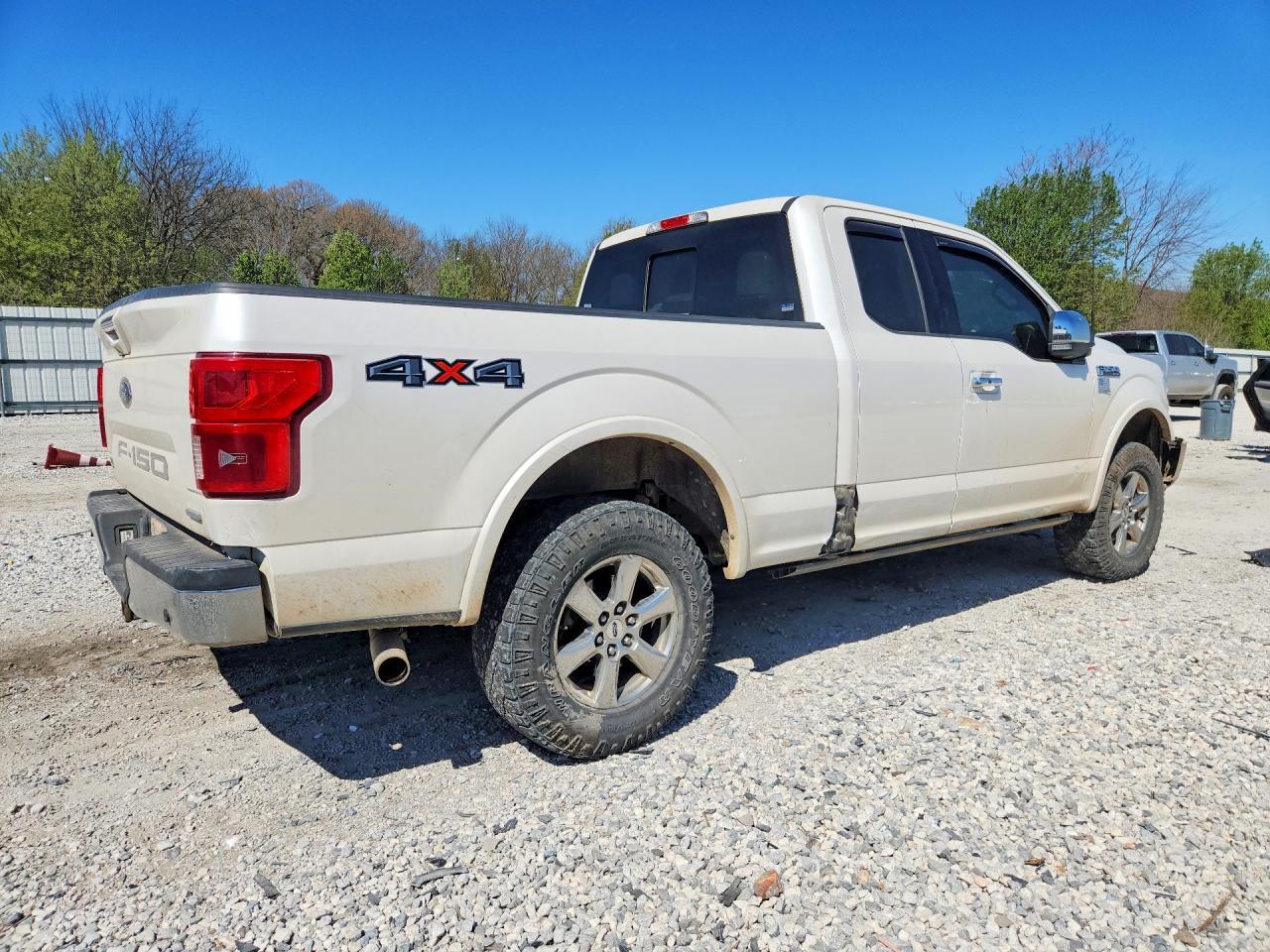 2018 Ford F150 Super Cab - Image 3