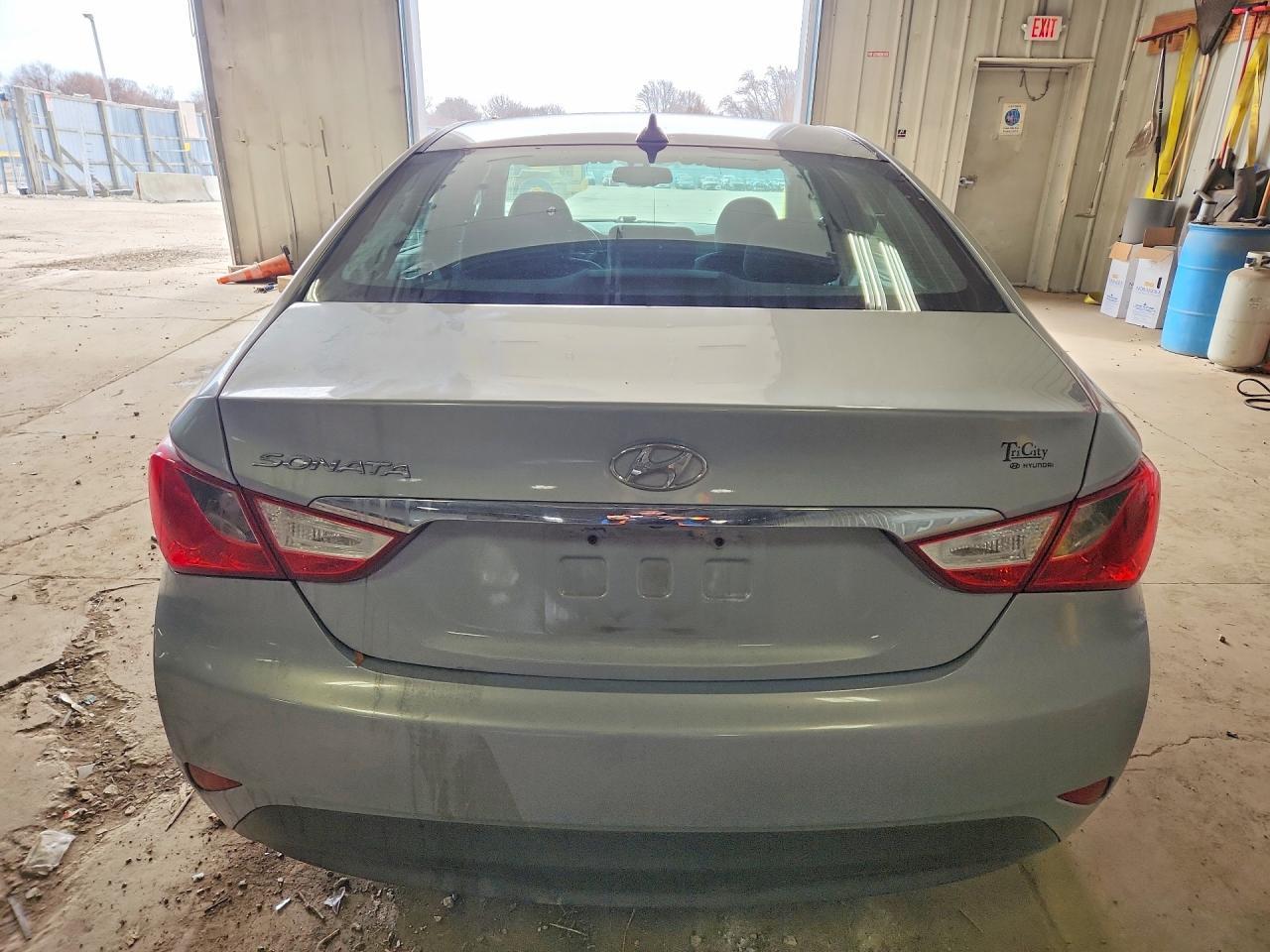 2014 Hyundai Sonata Gls - Image 6