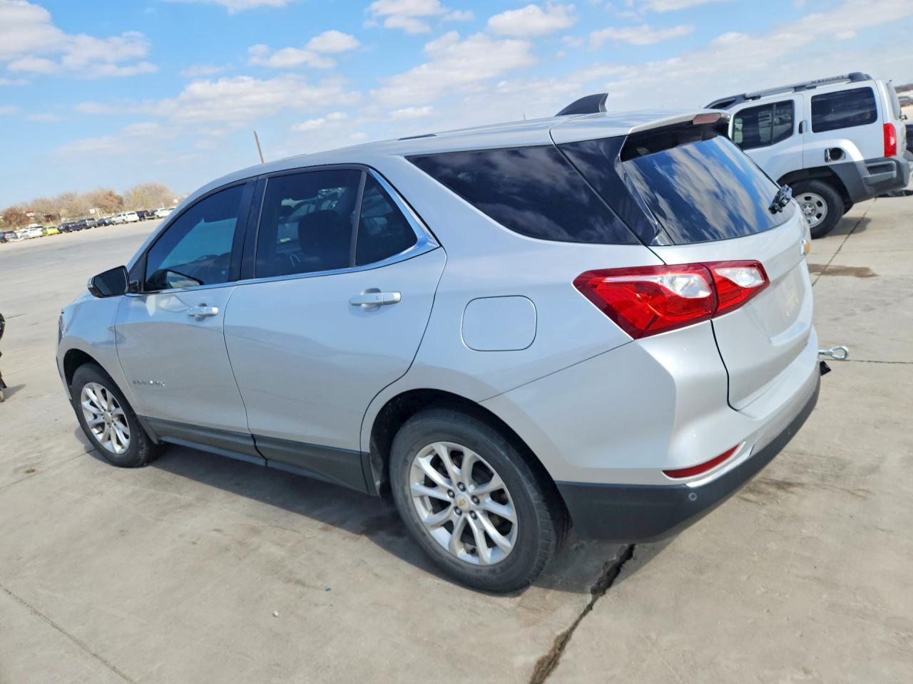 2018 Chevrolet Equinox Lt - Image 2