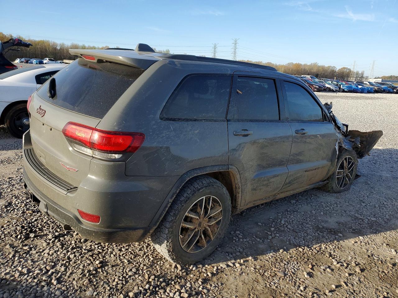 2020 Jeep Grand Cherokee - Image 3