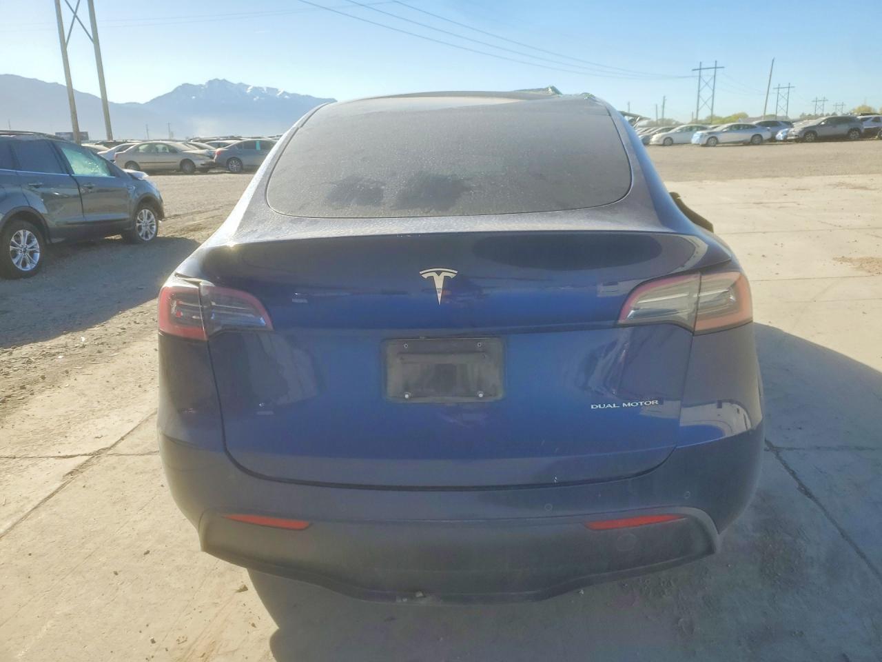 2022 Tesla Model Y - Фото 6