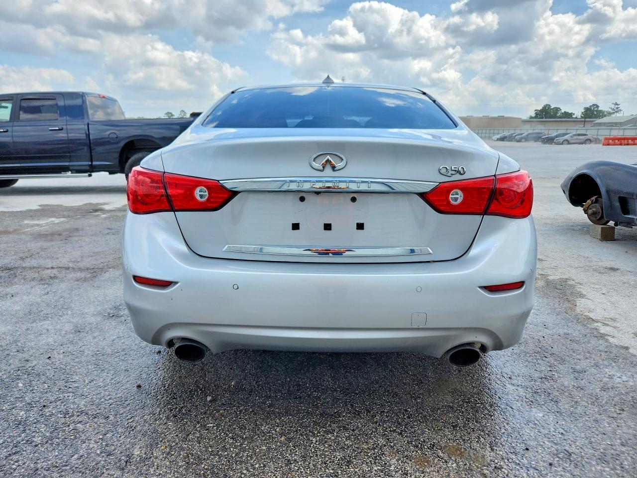 2016 Infiniti Q50 3.0T Premium - Image 6