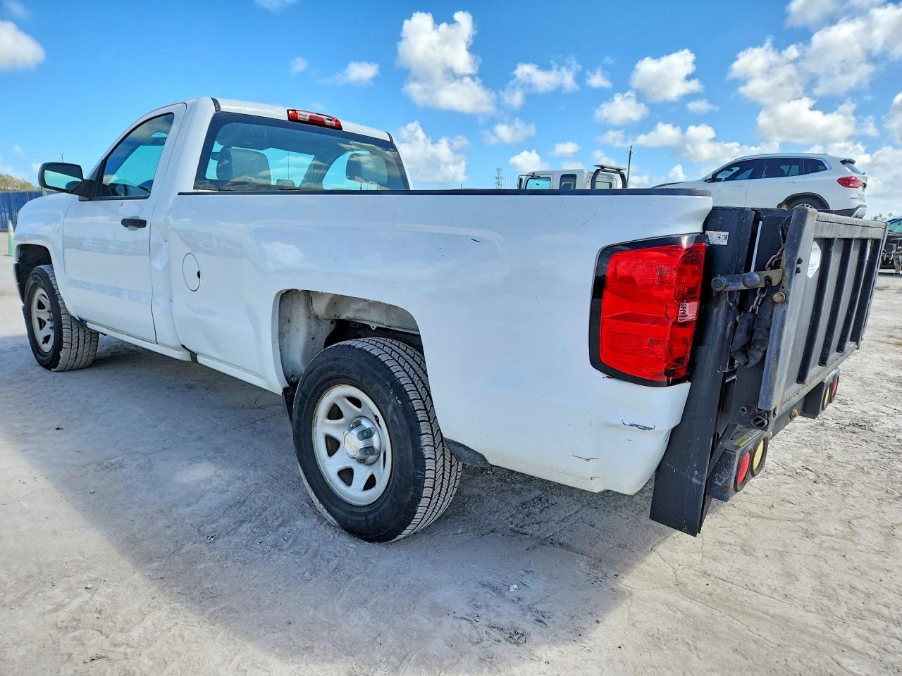 2016 Chevrolet Silverado C1500 - Фото 2