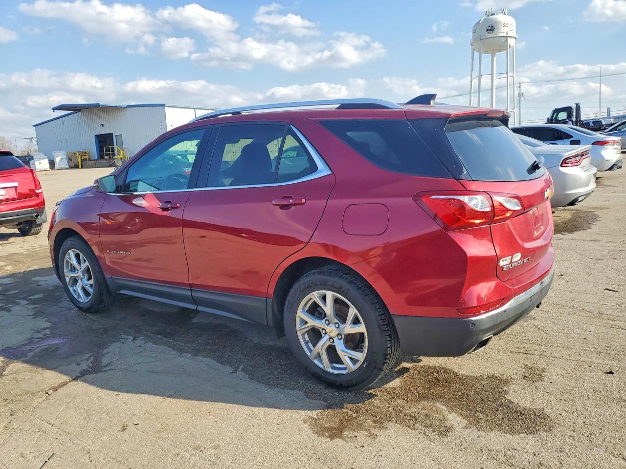 2018 Chevrolet Equinox Lt - Image 2