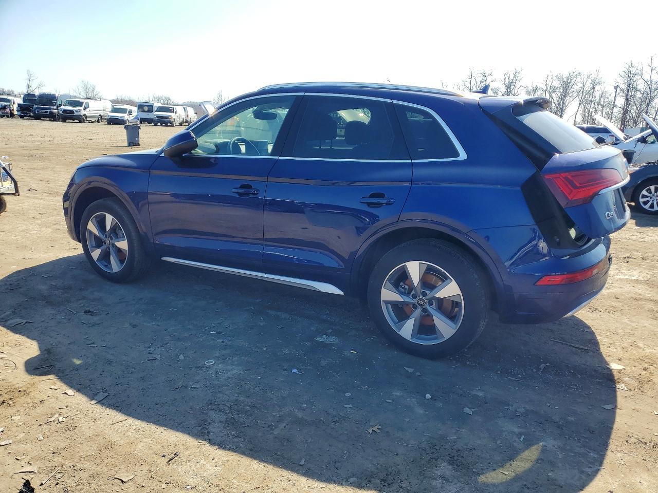2023 Audi Q5 Premium Plus 40 - Фото 2