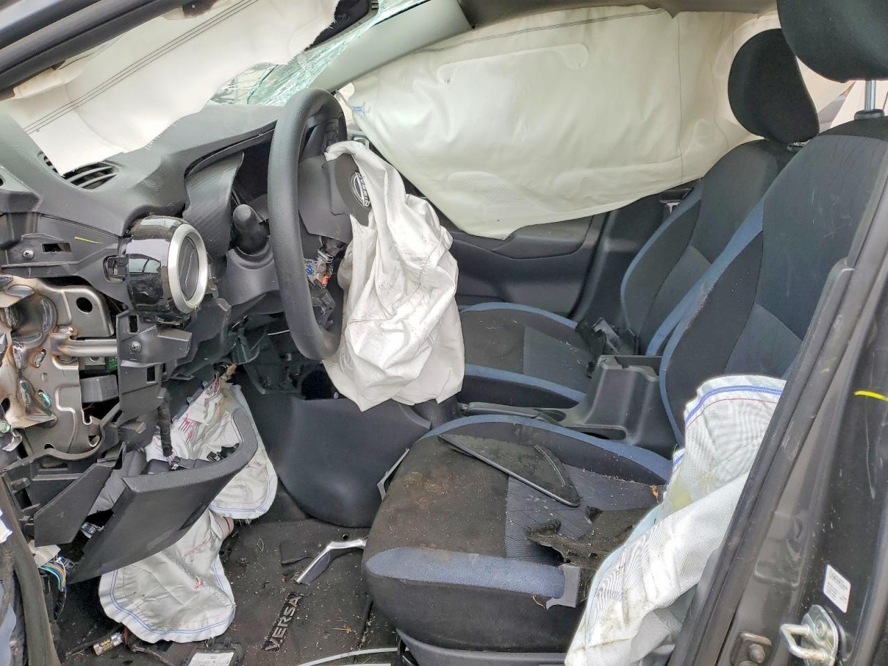2025 Nissan Versa Sv - Фото 7