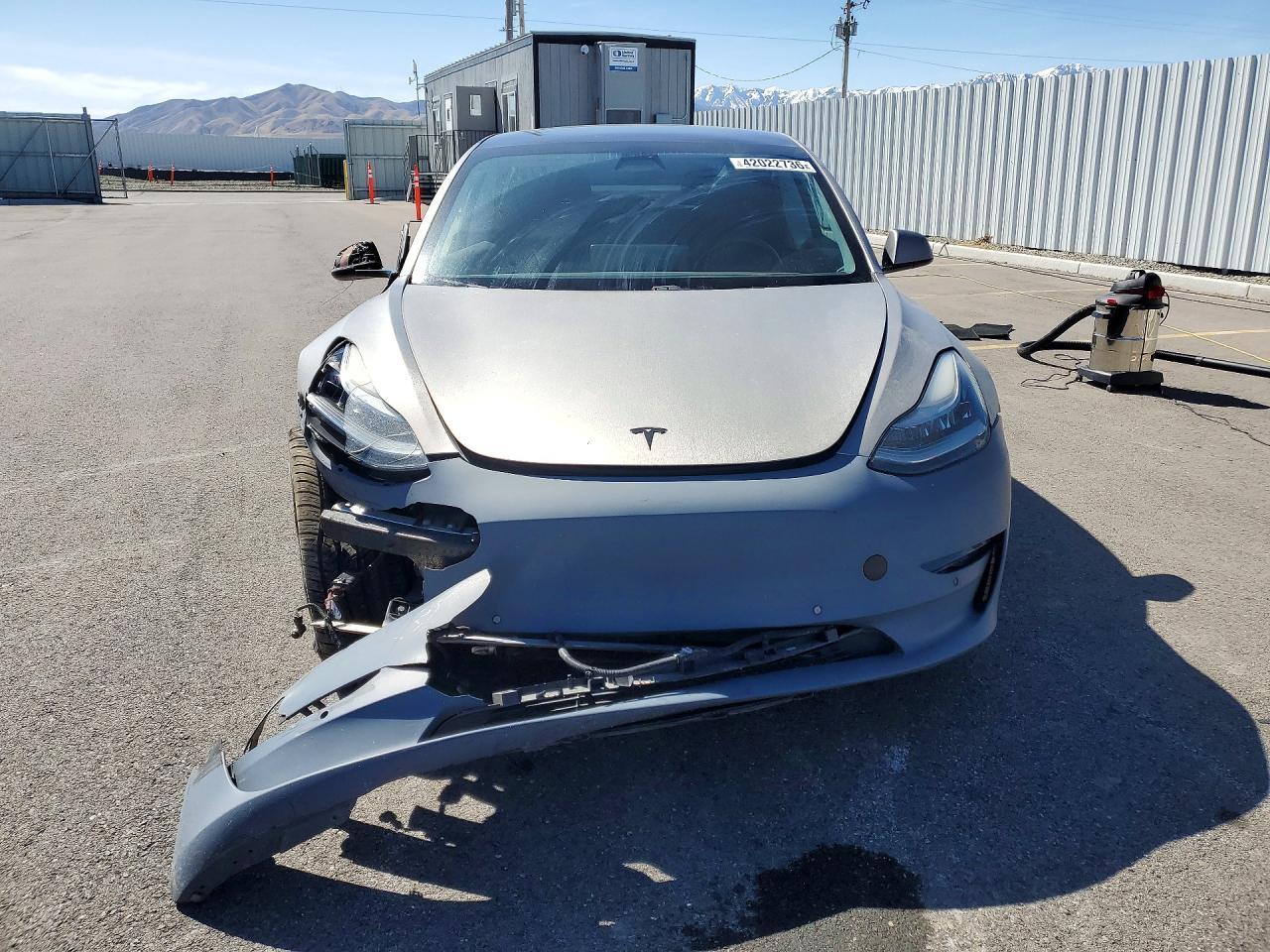2018 Tesla Model 3 - Фото 5