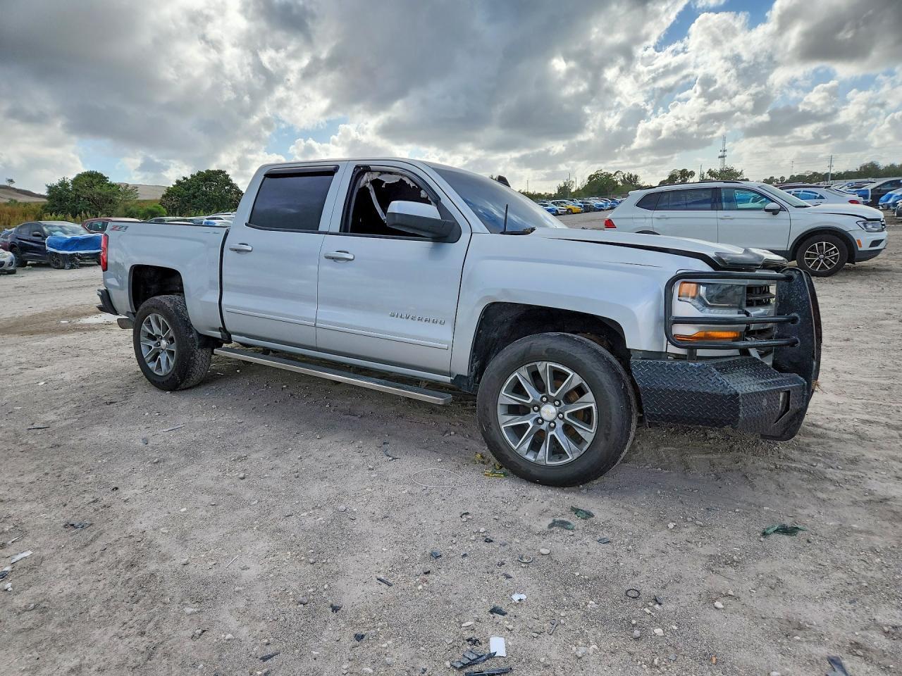 2016 Chevrolet Silverado K1500 Lt - Image 4