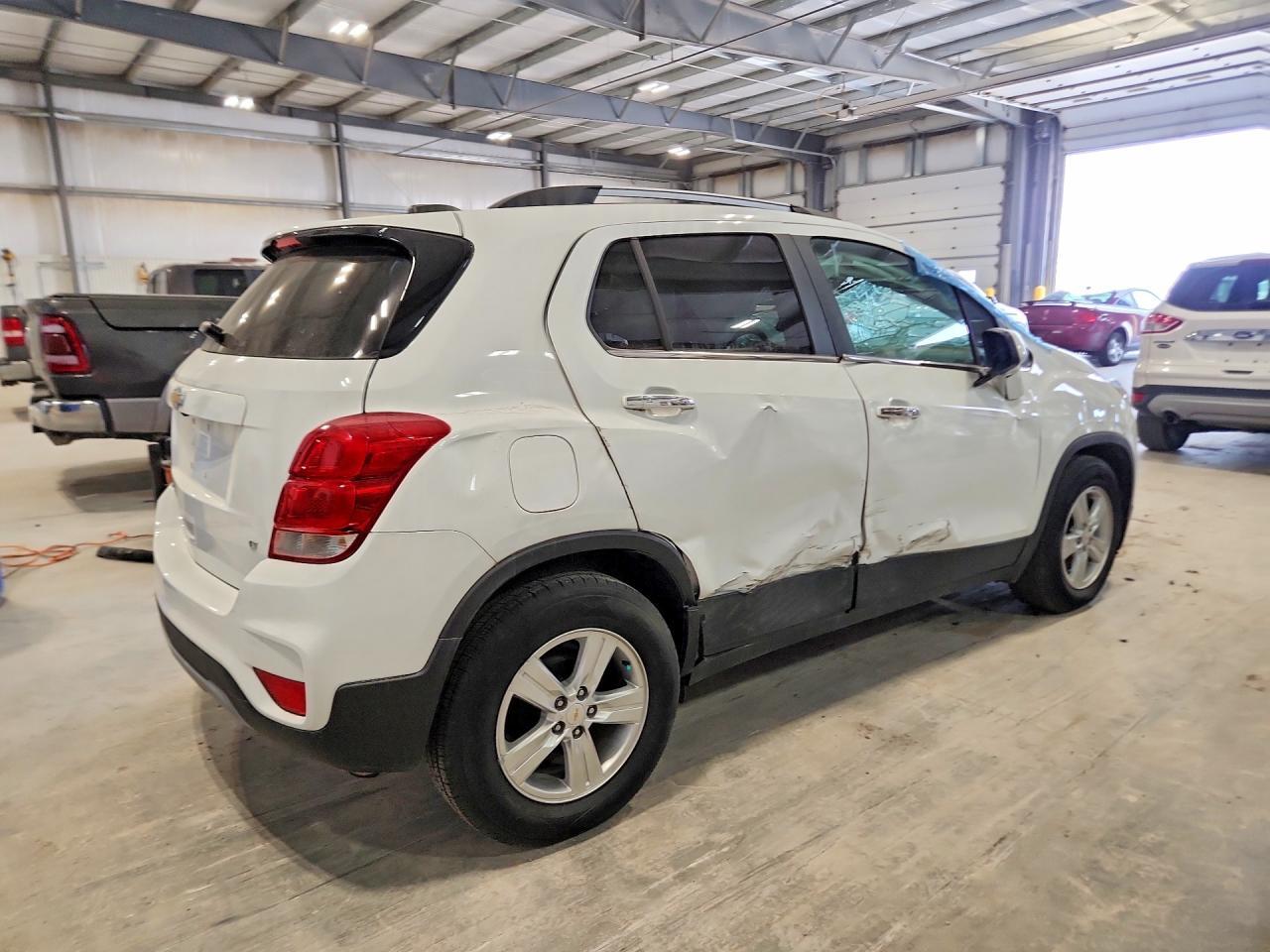 2017 Chevrolet Trax 1Lt - Image 3