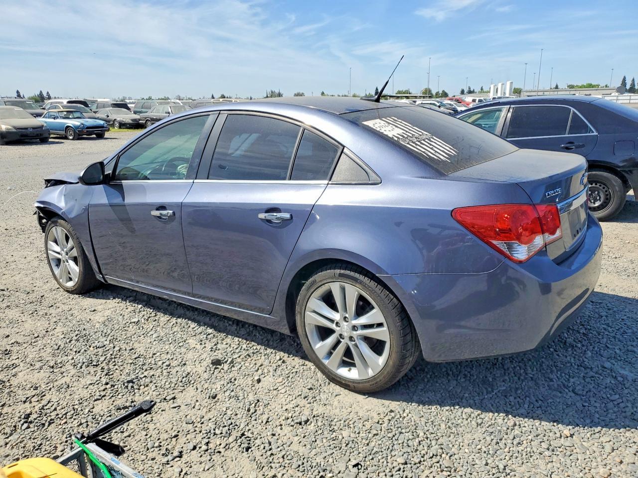 2013 Chevrolet Cruze Ltz - Image 2