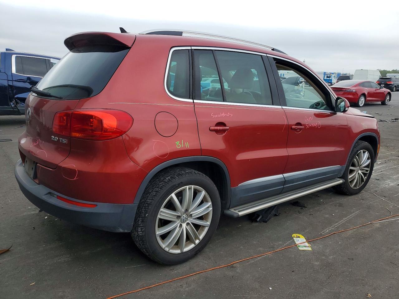 2015 Volkswagen Tiguan S - Image 3
